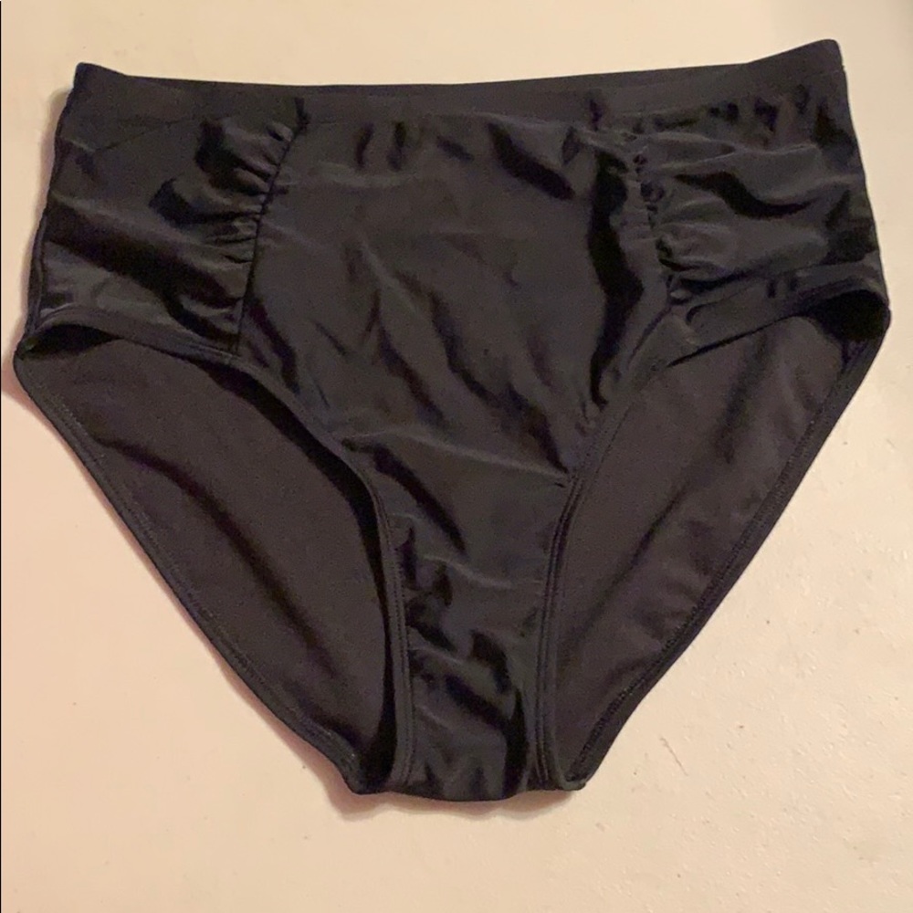 Old Navy High waisted Bikini bottoms, Large